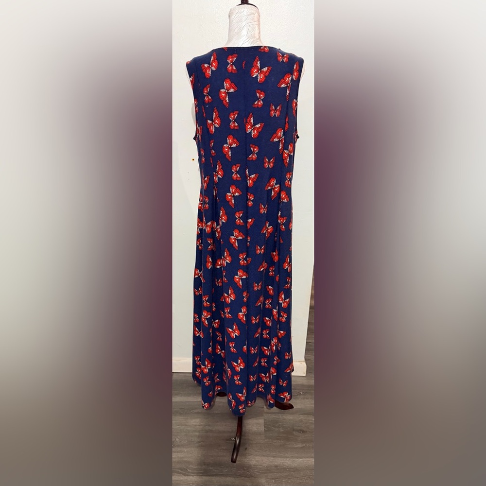 Reborn (Bundle) 2 Maxi Dresses with Red Butterflies and Blue With White Florals - Picture 8 of 9